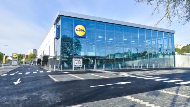 Lidl ouvre un nouveau supermarché avec le "concept de magasin le plus récent".