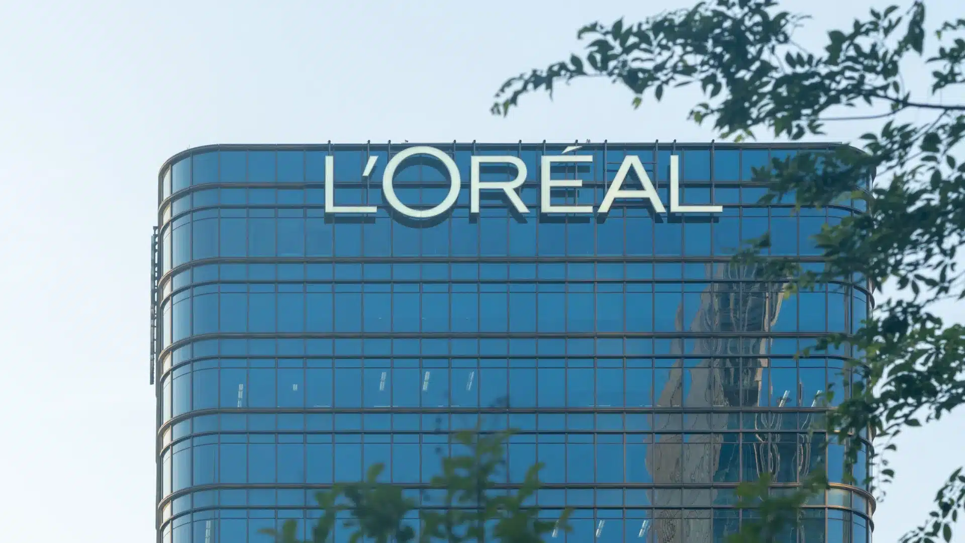 L'Oréal nomme une nouvelle présidente du groupe au Portugal et en Espagne.