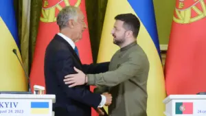 Marcelo souligne le "courage admirable" des Ukrainiens après 4 ans de guerre.