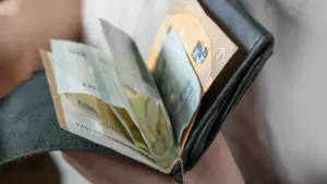 Mauvais temps : la Sécurité sociale explique 5 mesures de soutien extraordinaire immédiat