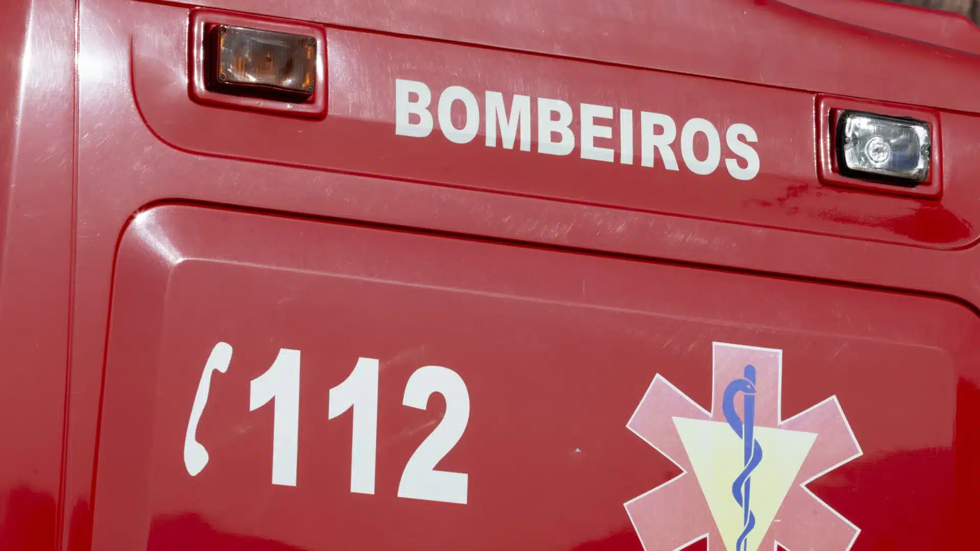 Meurt renversé à la porte de chez lui à Penafiel. Le conducteur a fui, mais est revenu.