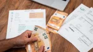 N'oubliez pas : le délai pour valider les factures pour l'IRS se termine bientôt.