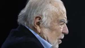 Nouveau livre de Manuel Alegre, inédits et primés marquent les éditions de février