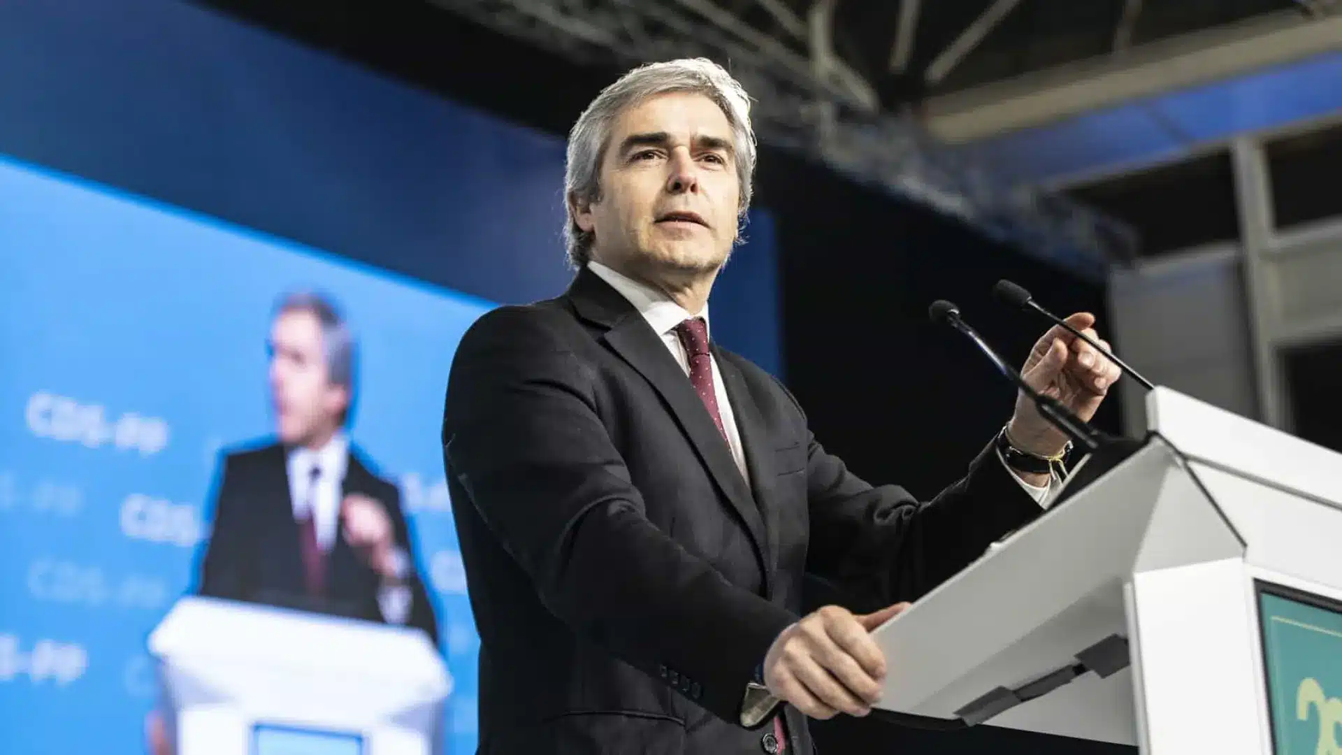 Nuno Melo ne commente pas les vols à Lajes car cela ne relève pas de sa tutelle.