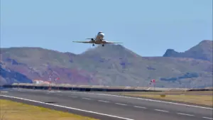 Plus de 40 vols annulés en raison de forts vents à l'aéroport de Madère.