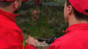 Pompiers de Madère équipés de couvertures pour températures élevées