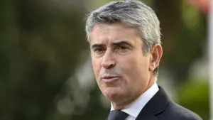 PTRR est un "plan d'intentions" alors qu'il devrait déjà être un "plan d'action", dit Carneiro