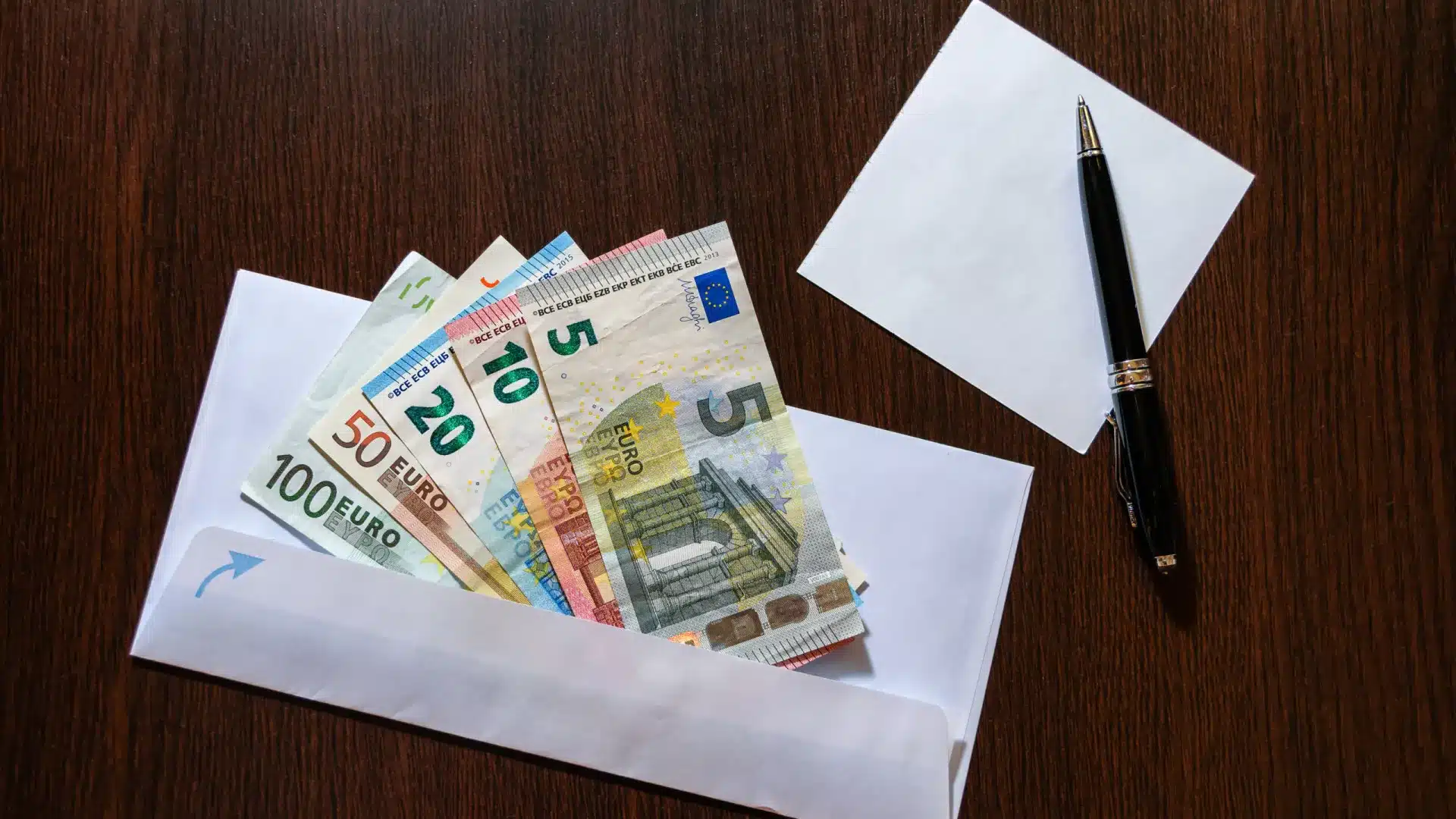 Quand les dettes arrivent au salaire... Y a-t-il des limites pour les saisies sur salaire ?