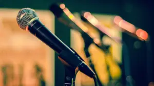 Rádio Macau se réunissent pour des concerts aux Colisées de Lisbonne et de Porto.