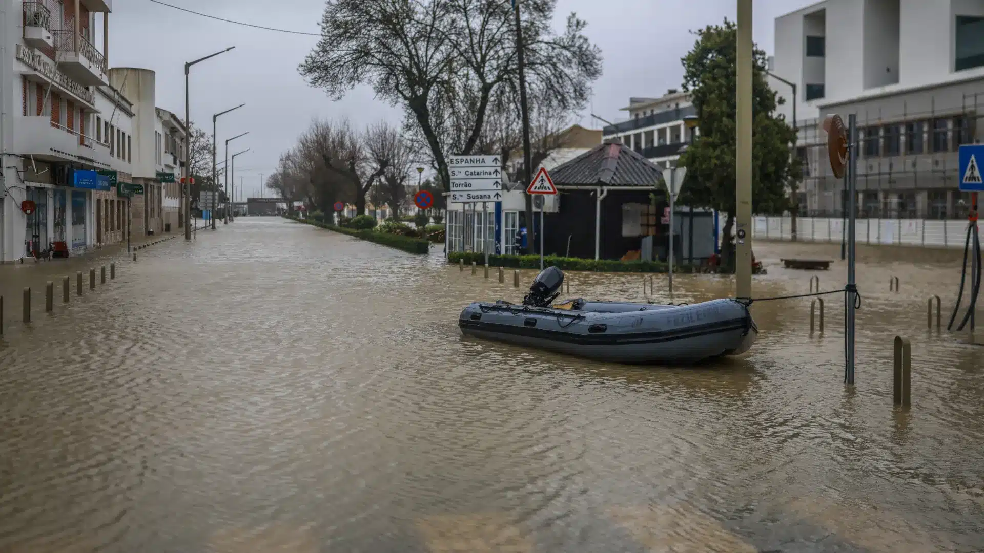 Rio Mondego préoccupant mais "tout est prêt", dit la ministre de l'Environnement