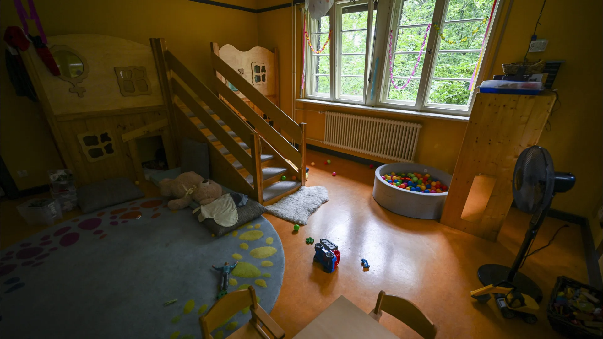 SEDES demande un renforcement de la surveillance après des plaintes dans une crèche à Lisbonne.