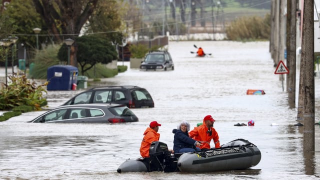 Seixal coupe les routes par précaution et alerte sur le risque d'inondations