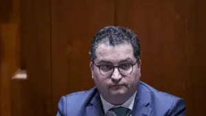 Soutiens ? Il y a "des moyens pour effectuer des paiements" à partir de la semaine prochaine.