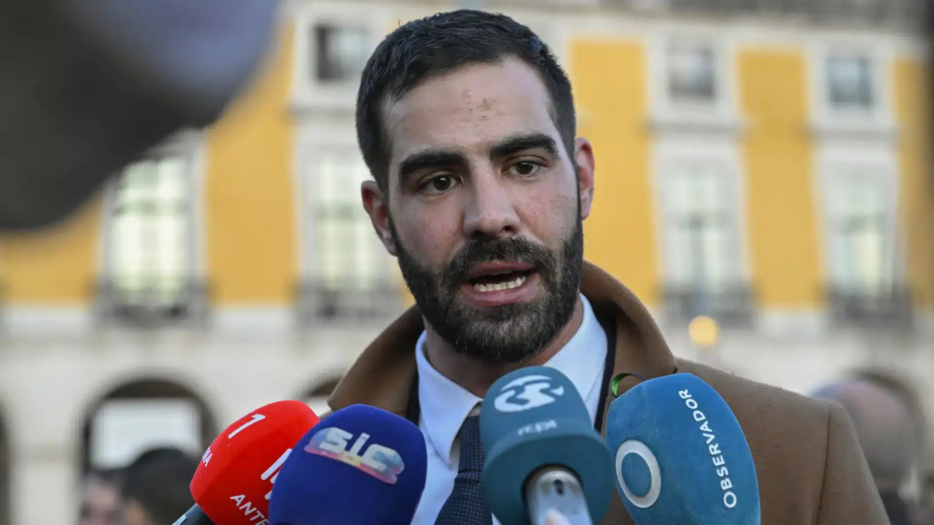 Syndicat des officiers de la PSP considère "atypique" le choix de Luís Neves