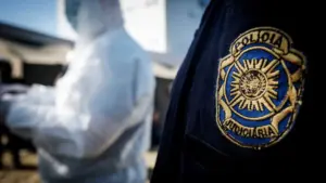 Un homme a incendié 2 maisons "par vengeance" à Famalicão. Il a été arrêté par la PJ.