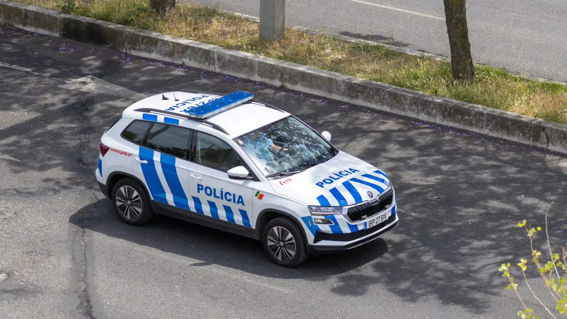 Une mineure fugue d'une institution de Vila Franca de Xira et est retrouvée à Lisbonne.