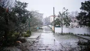 Vous vivez dans l'un d'eux ? Les aides pour le mauvais temps arrivent dans davantage de lieux (voici comment les demander).