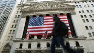 Wall Street clôt avec confiance avant la publication des résultats de Nvidia.