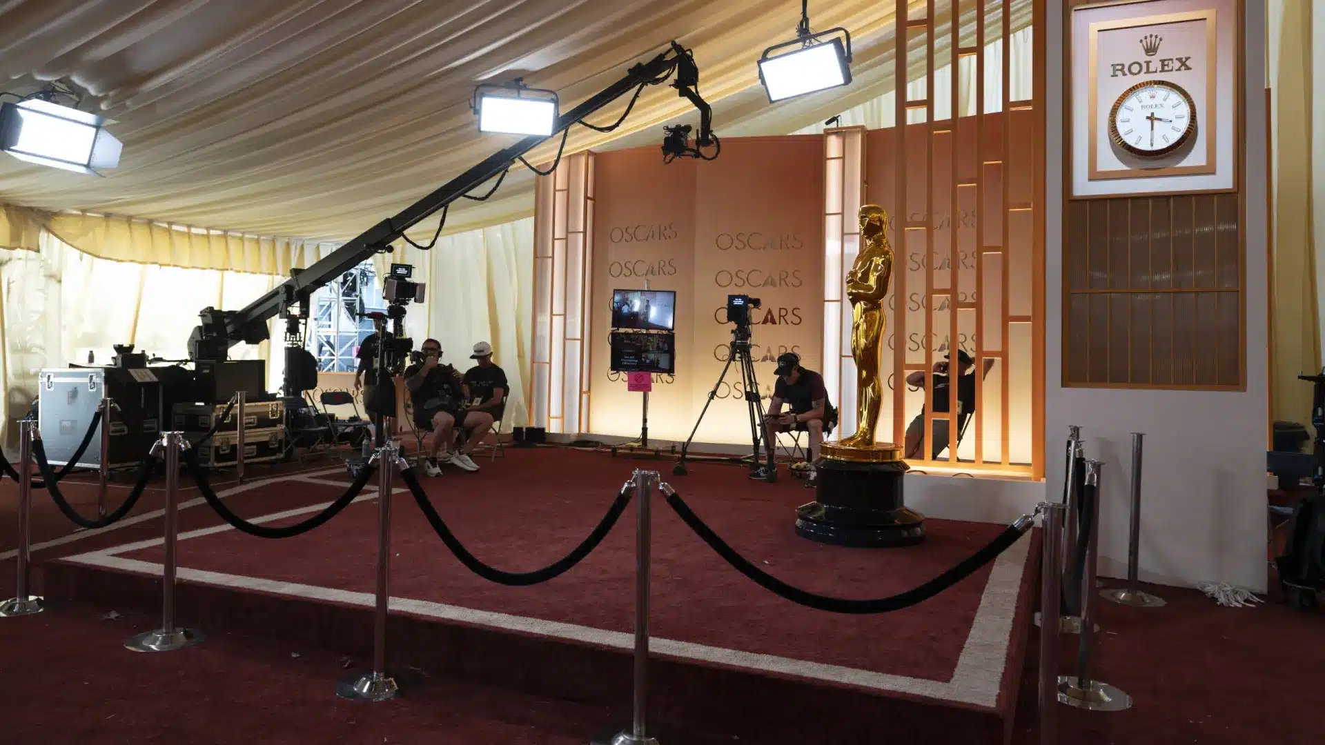 À LA MINUTE : Ouvert le 'tapis rouge' de la nuit la plus dorée du cinéma