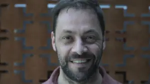 António Zambujo fait "Oração ao Tempo" dans un nouvel album.