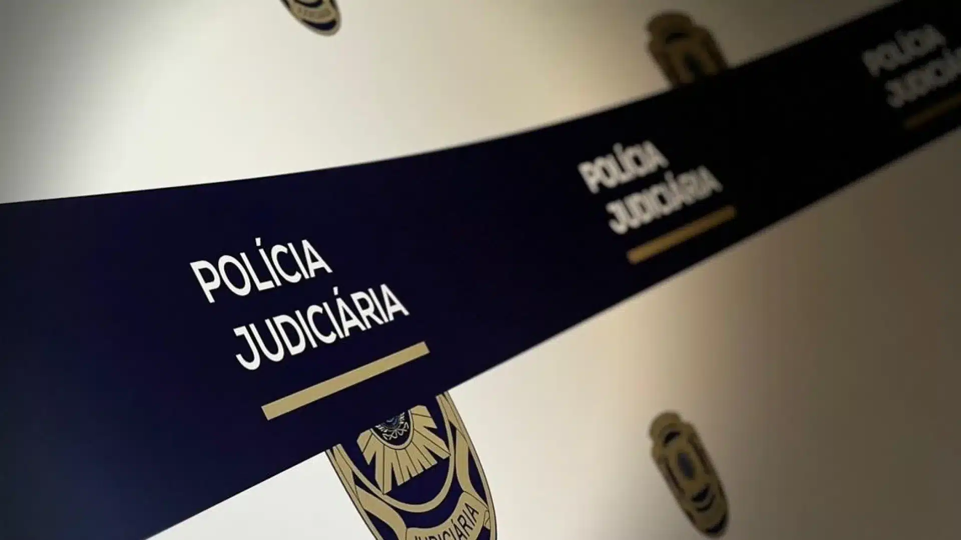 Arrêté pour tentative de meurtre avec "bouteille cassée" à Alcochete