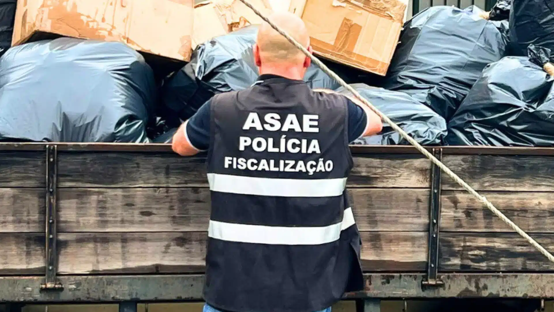 ASAE saisit 10 000 litres d'huile vendue comme huile d'olive