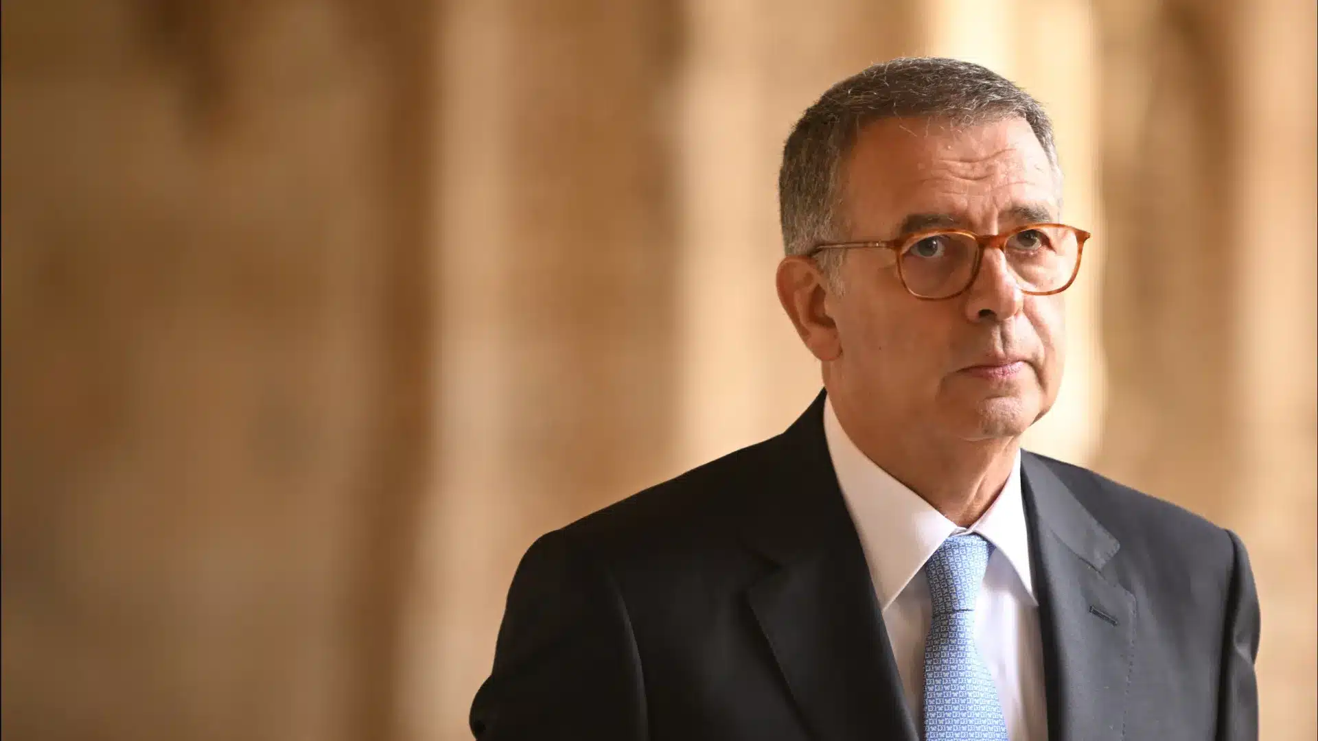 AU MINUTE: 2ème jour de Seguro en tant que Président; Les visites commencent à Mourísia