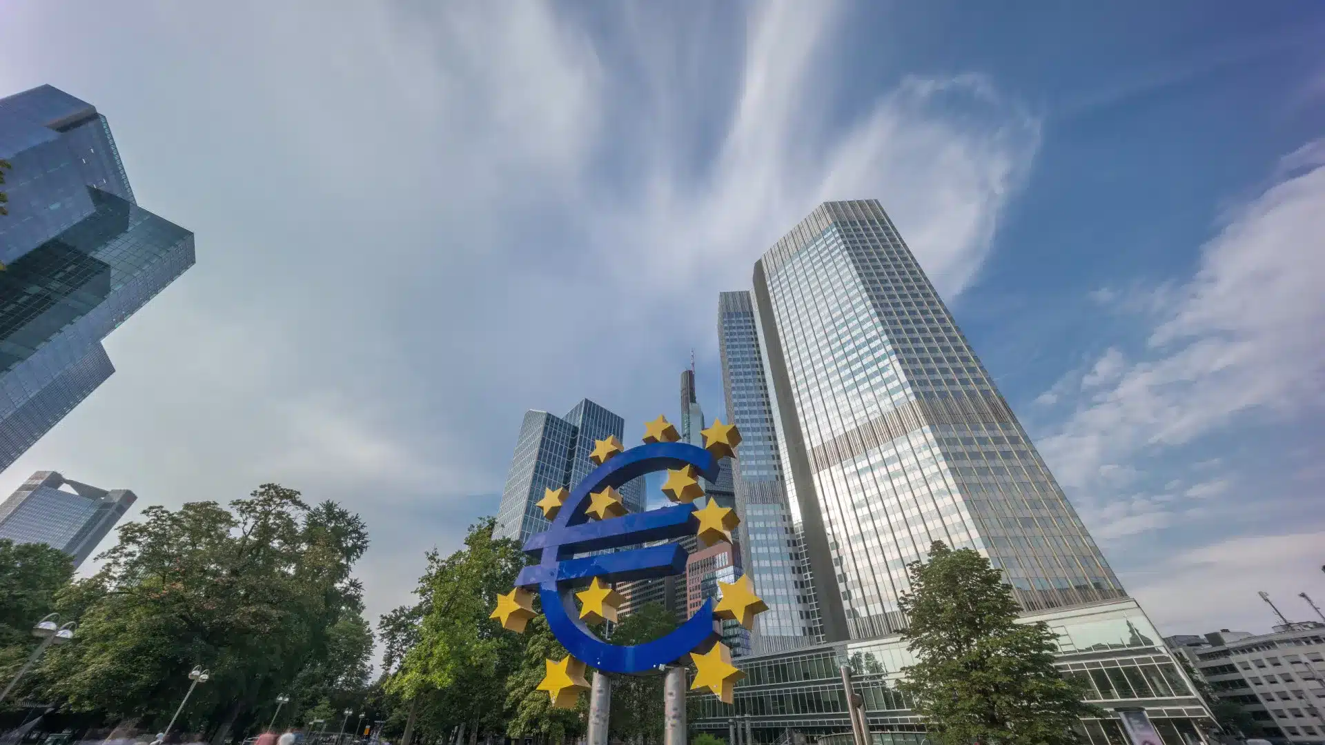 Aujourd'hui, il y a une décision de la BCE : Que va-t-il arriver aux taux d'intérêt ?