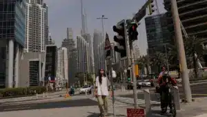 Avec "crainte", mais confiants. Le quotidien de trois Portugais à Dubaï.