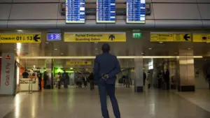 Avez-vous un vol réservé ? Suivez ces recommandations (et attention aux remboursements)