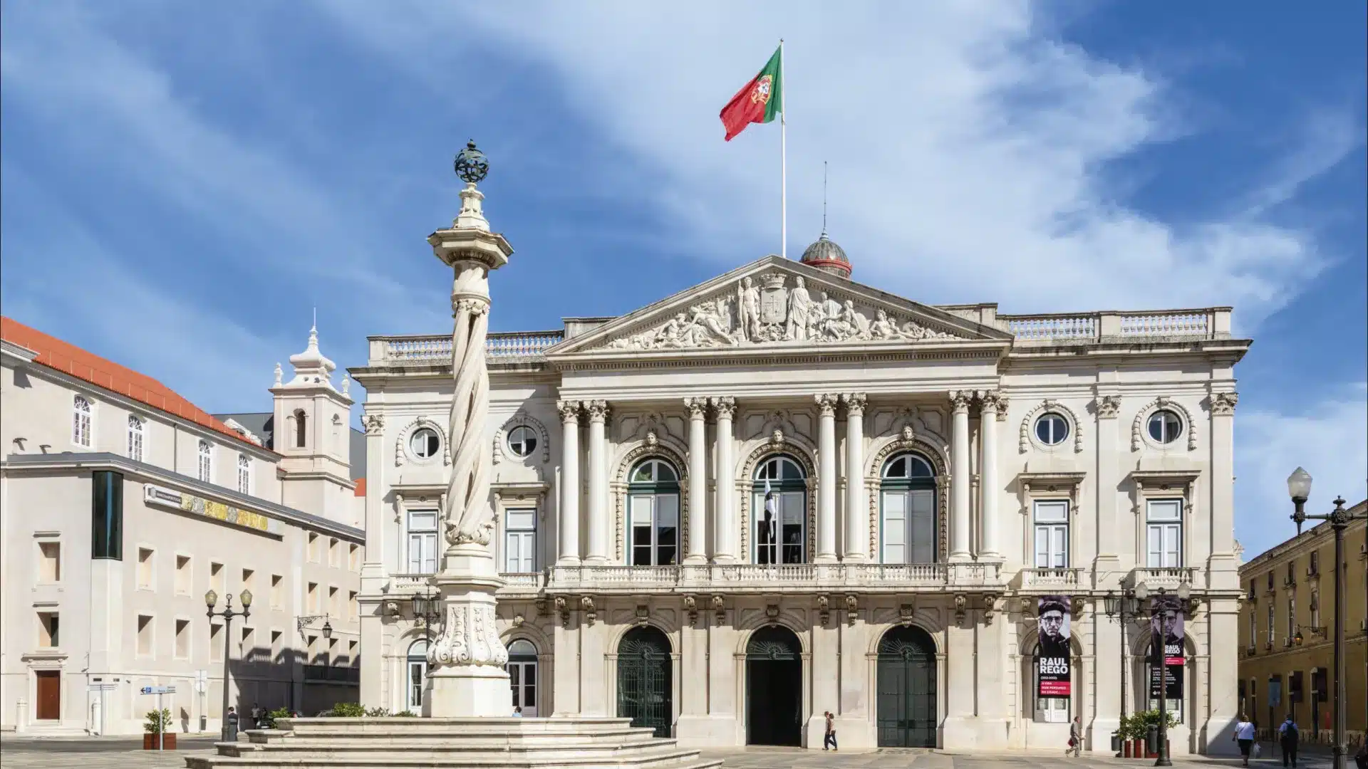 BE/Lisbonne exige de savoir s'il y a eu des plaintes dans le canal de dénonciations de la mairie.