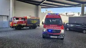 Bébé oublié dans la voiture à Barcelos. "Il pleurait beaucoup", mais il va bien.