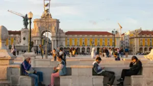 «Chaque fois que le monde tremble, nous payons la facture» : L'impact ici de la guerre
