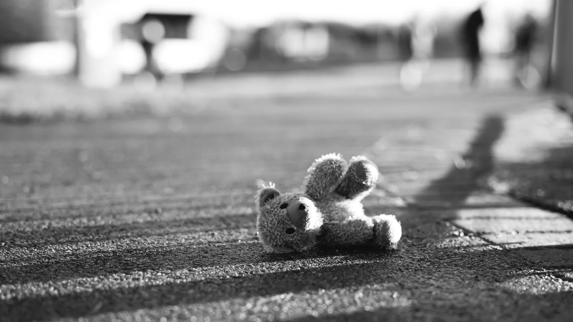 Condamné à 17 ans de prison pour avoir abusé sexuellement de la petite-fille de sa partenaire.