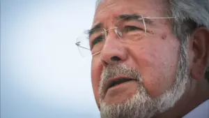 Déjeuners ? Isaltino défend : "On ne va pas dire 'ne bois pas de vin'"