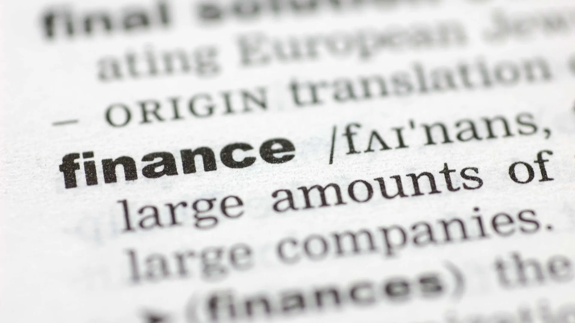 Des cours d'éducation financière incitent les élèves des filières professionnelles à vouloir étudier davantage.