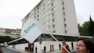 Des professeurs solidaires avec les travailleurs de Lusa qui ont manifesté