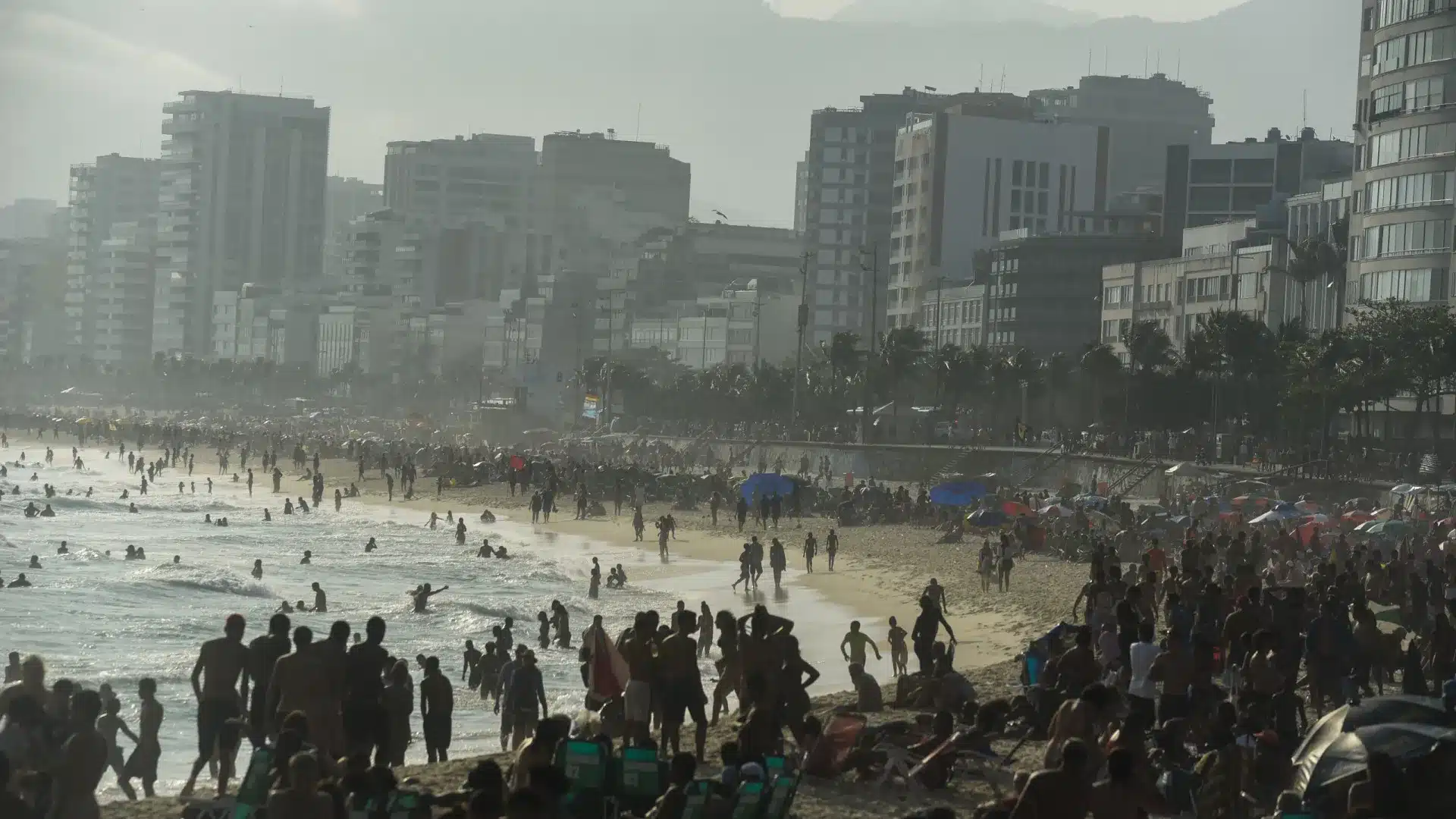 Destinations de soleil et longs voyages parmi les préférences à Pâques