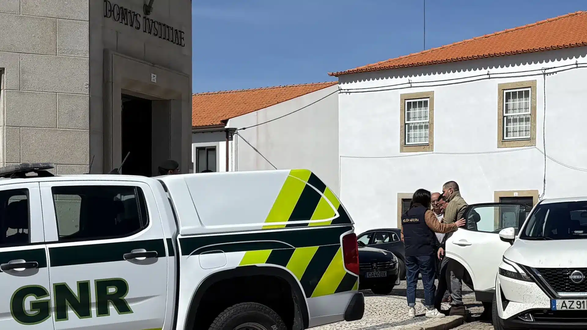 Détention provisoire pour un Français suspecté d'avoir tué son actuelle et son ex-compagne.