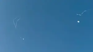 Escale (de 3h) est devenue une semaine. Retenu au Qatar, Luís se dit "insécurisé".