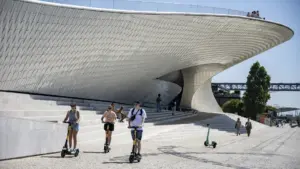 Exposition d'Anna Maria Maiolino au MAAT révèle la force du corps et de la matière