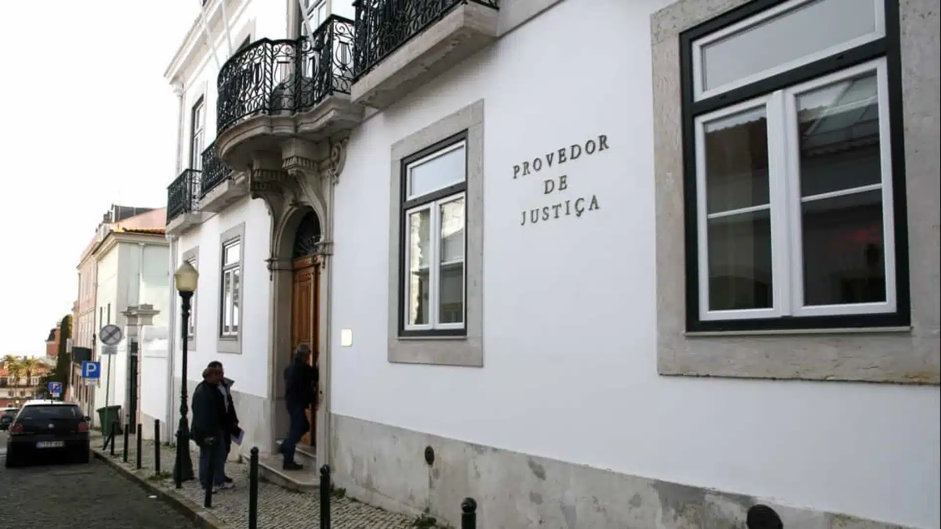 Familles monoparentales ? Le médiateur de justice alerte sur des décisions injustes concernant l'allocation.