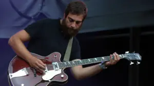 Gilla Band, Kiss Facility et Sensible Soccers se produisent au Common Ground