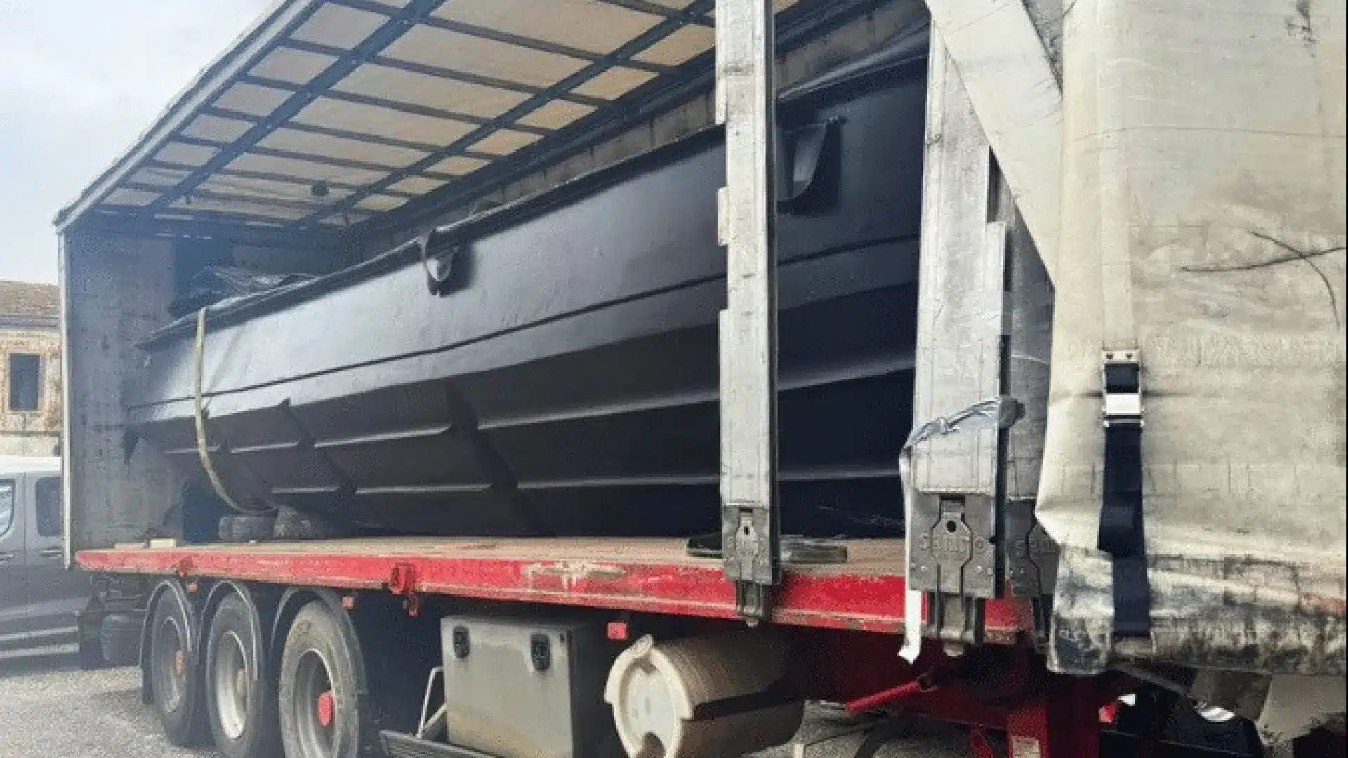 GNR saisit à Grândola une vedette suspectée de trafic de drogue