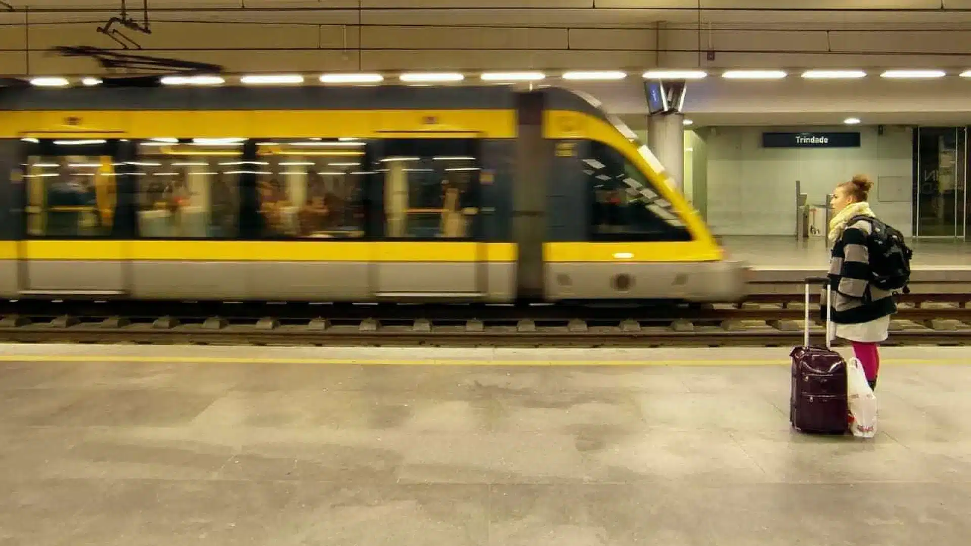 Groupe suspecté d'avoir poignardé un homme dans le métro de Porto arrêté.