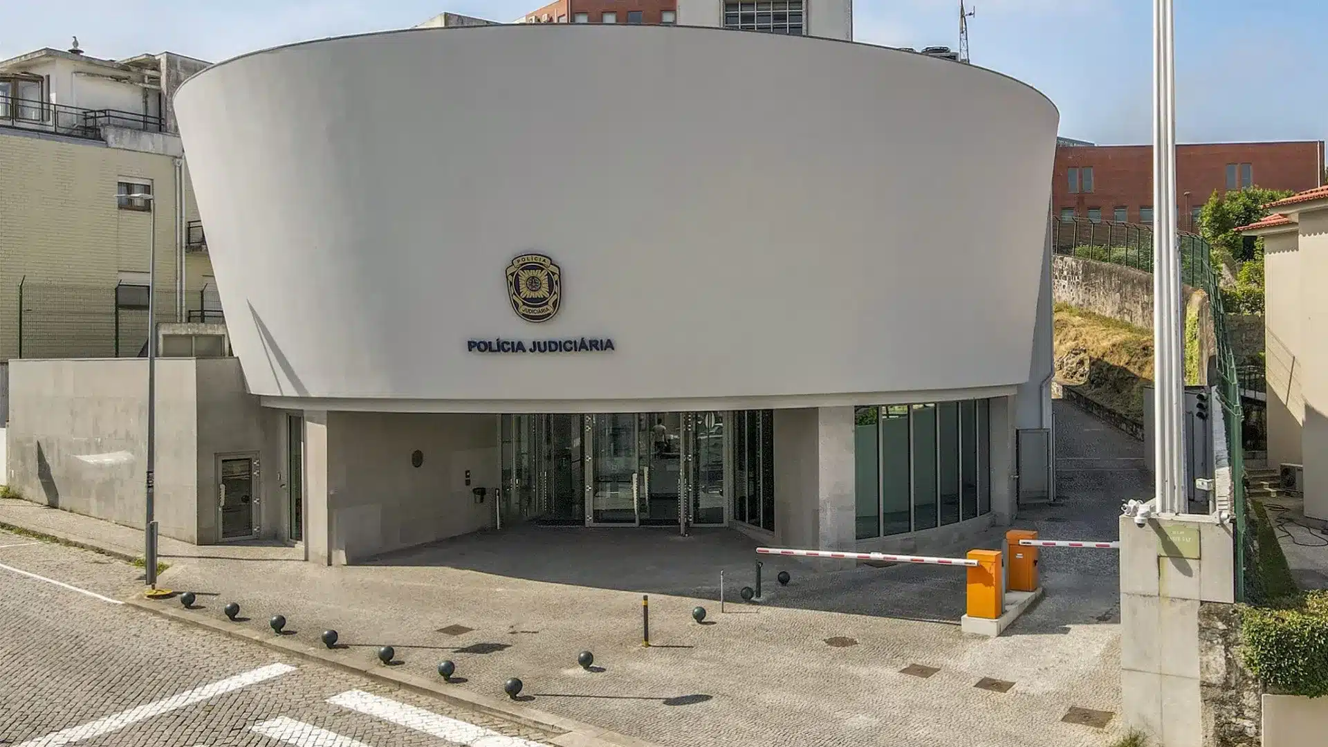 Homme a abusé de trois frères mineurs à Gaia. La victime la plus âgée a dénoncé.