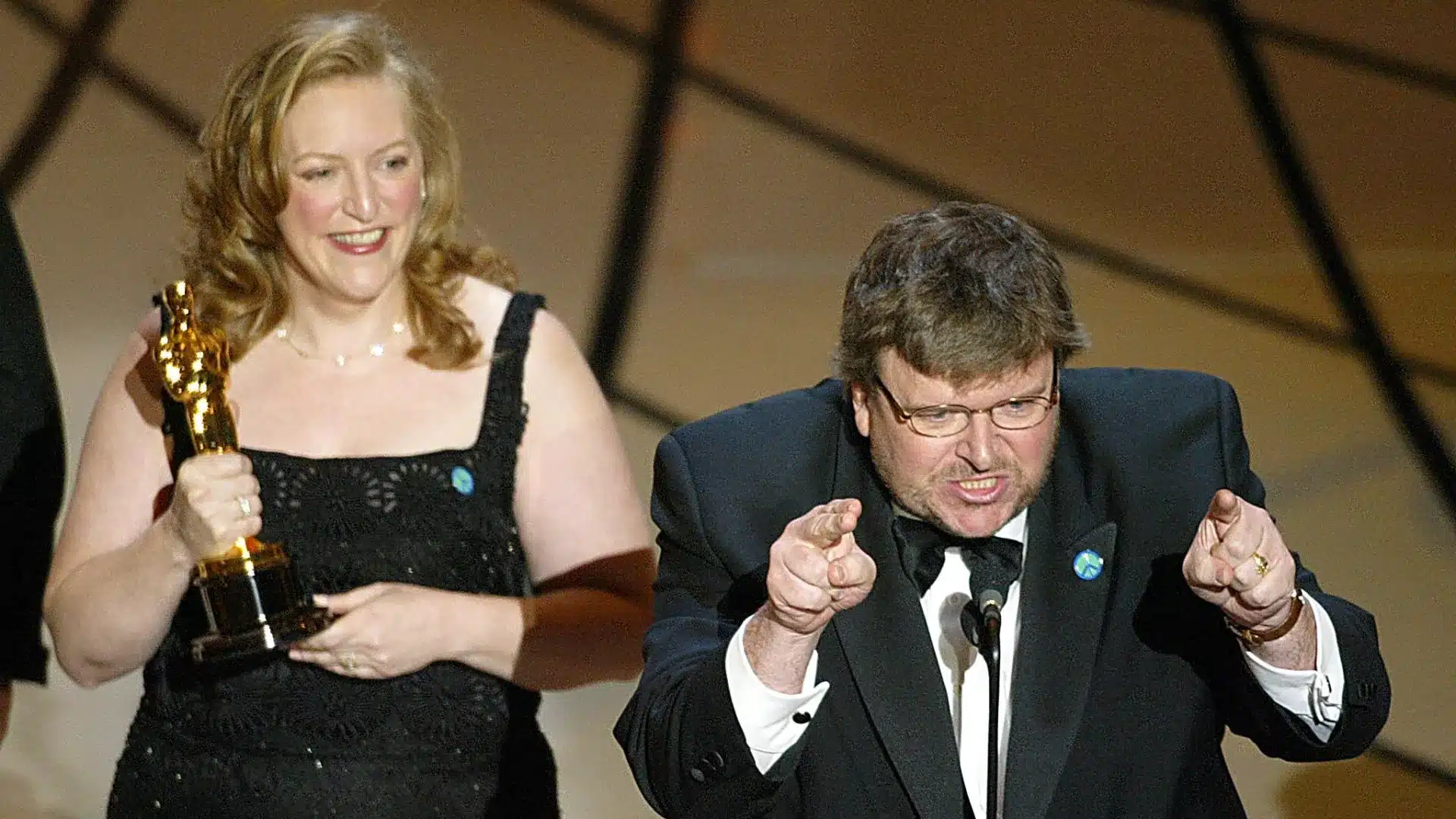 Il y a 23 ans, Moore critiquait la guerre en Irak aux Oscars. Et il fut hué.