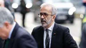 Iran : le ministère rappelle que l'urgence consulaire est disponible 24 heures sur 24.