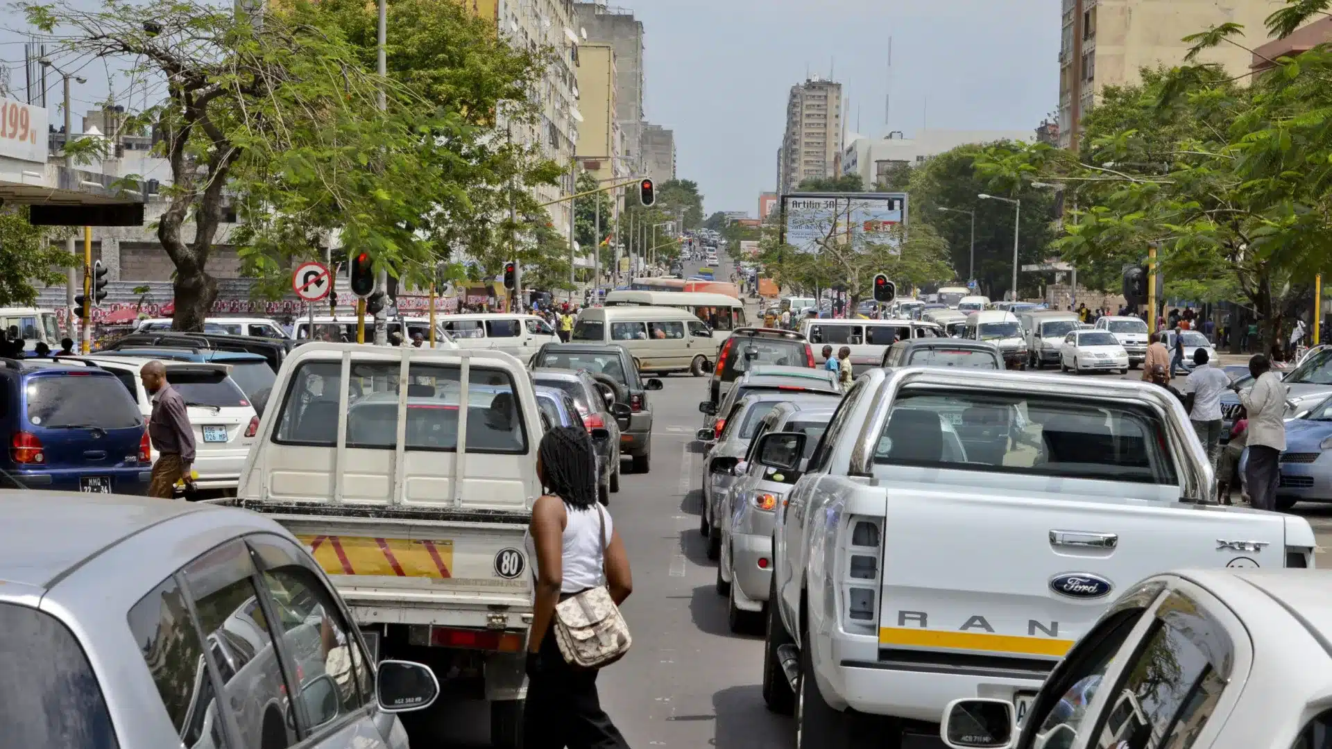 La Banque mondiale alerte sur la dette insoutenable du Mozambique.