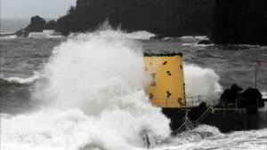 La capitainerie de Funchal prolonge l'avis de forte agitation maritime jusqu'à samedi.